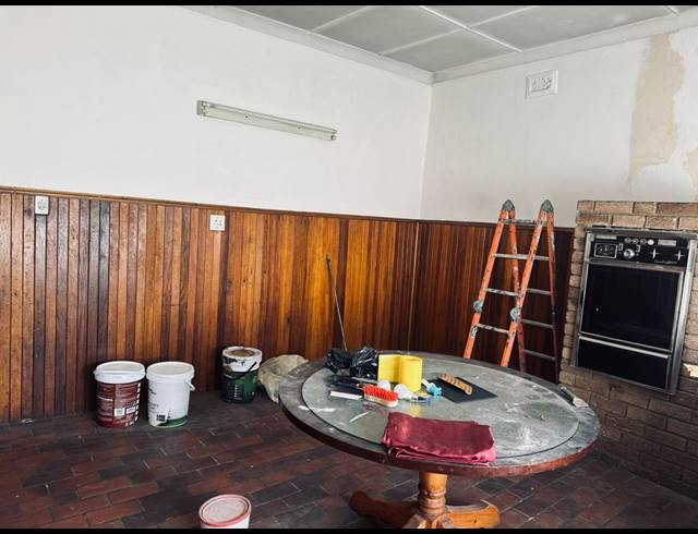 496M² BUSINESS TO LET IN DALVIEW